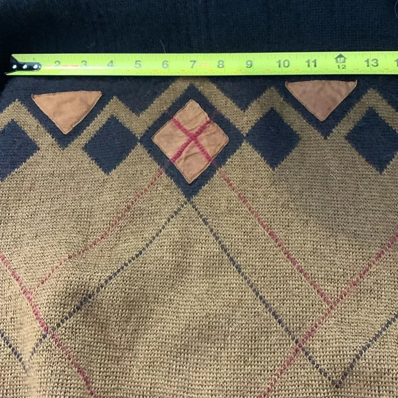 Vintage Cacharel Mens 100% wool crew neck sweater w argyle patterns - Picture 9 of 9